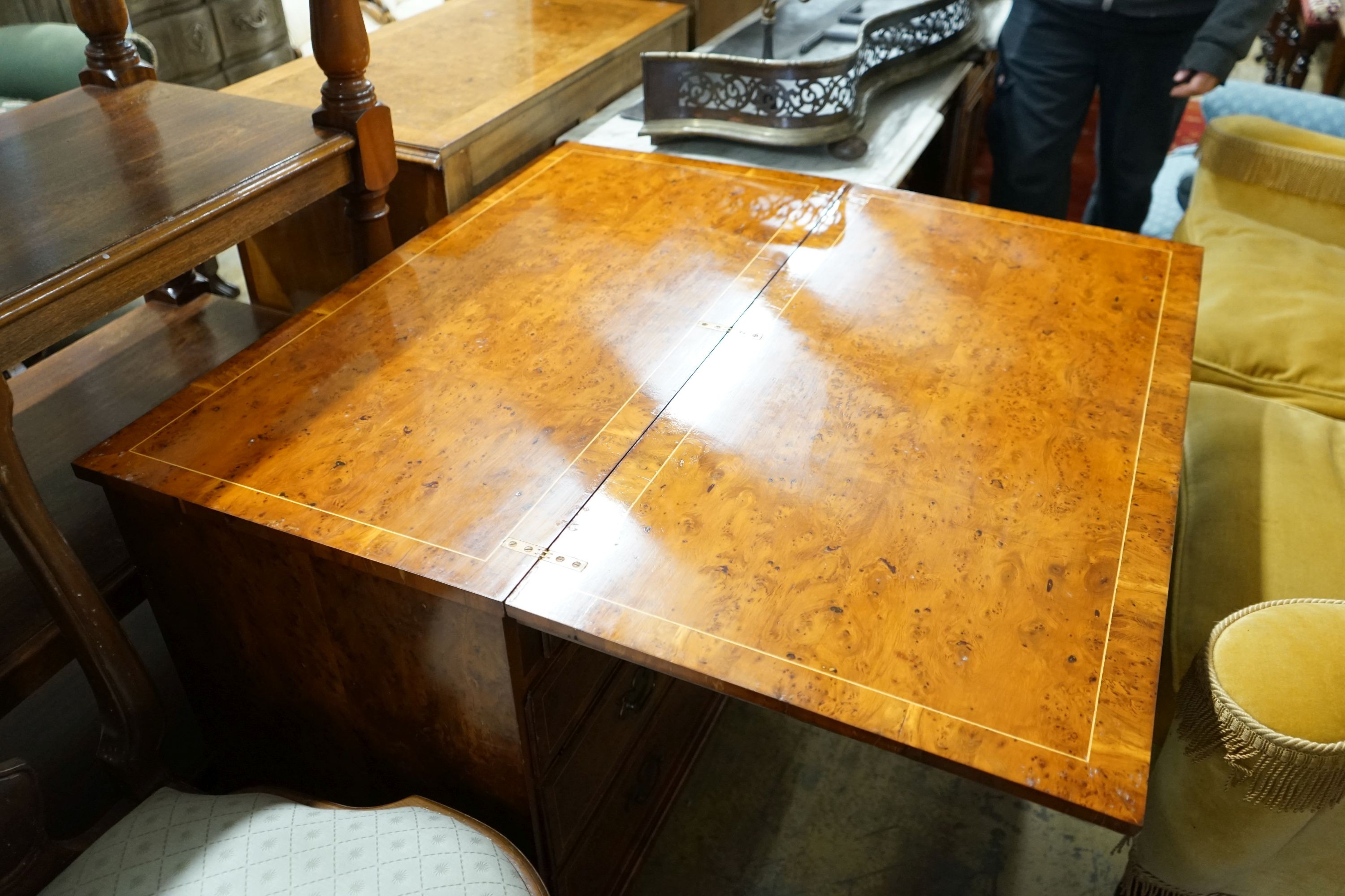 A reproduction George I style burr walnut bachelor's chest, width 96cm, depth 48cm, height 74cm